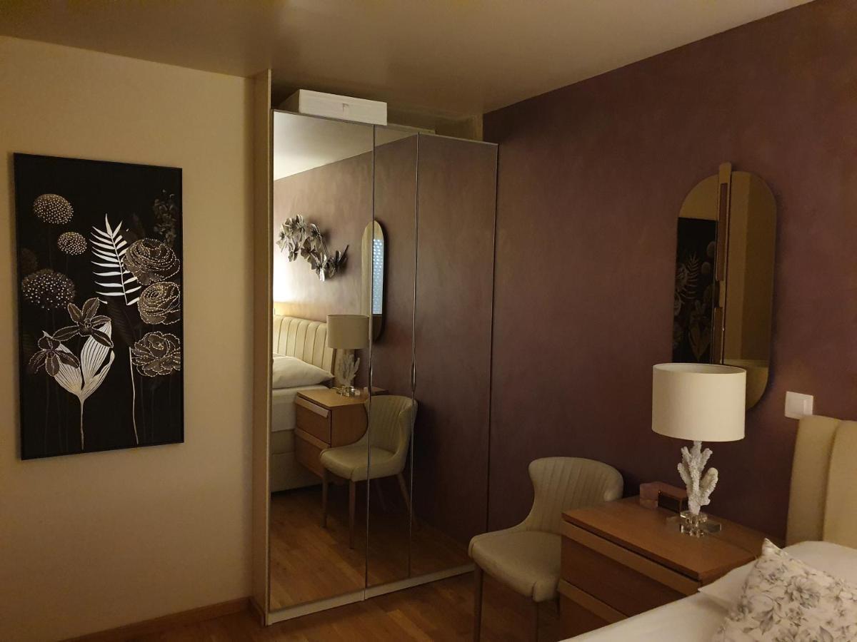 "Monte Paradiso" - Marine And Sea View, Free Parking Pula Exterior foto